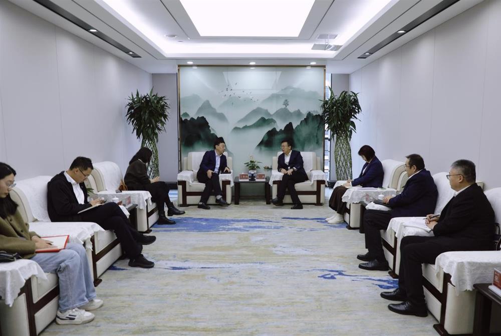 政企聯(lián)動，共謀發(fā)展新路徑！ 濟南市商務(wù)局一行到產(chǎn)發(fā)集團座談交流